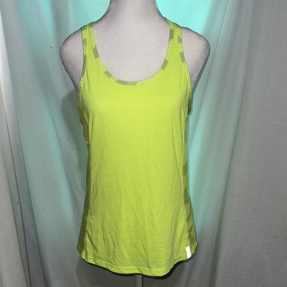 Vibrant Yellow & Gray camo Under Armour Tank top size xs loose - Picture 1 of 3